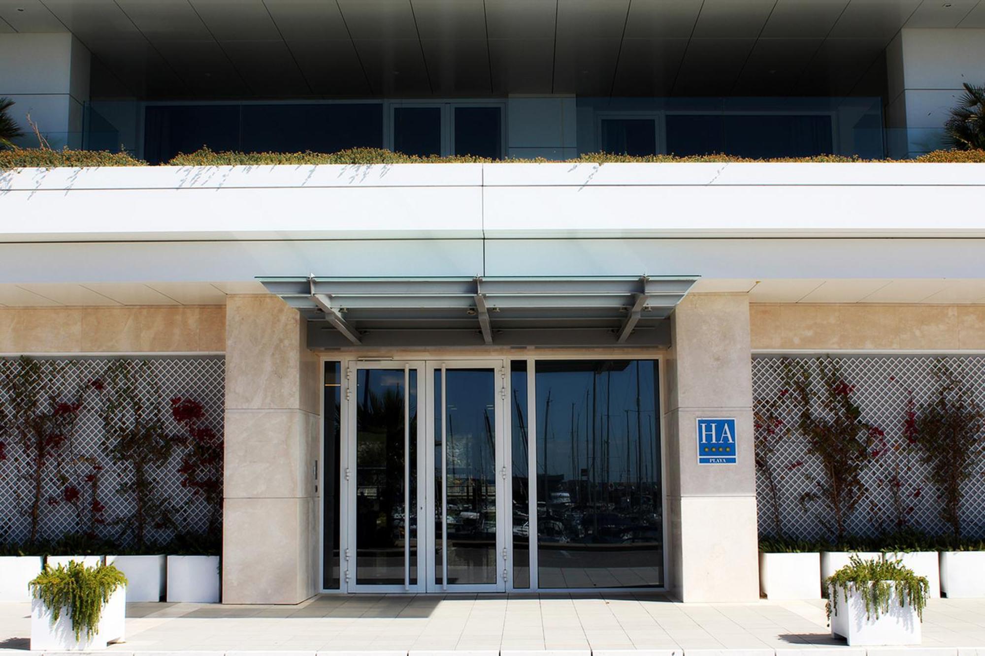 Suites Puerto Sherry El Puerto de Santa Maria Exterior photo