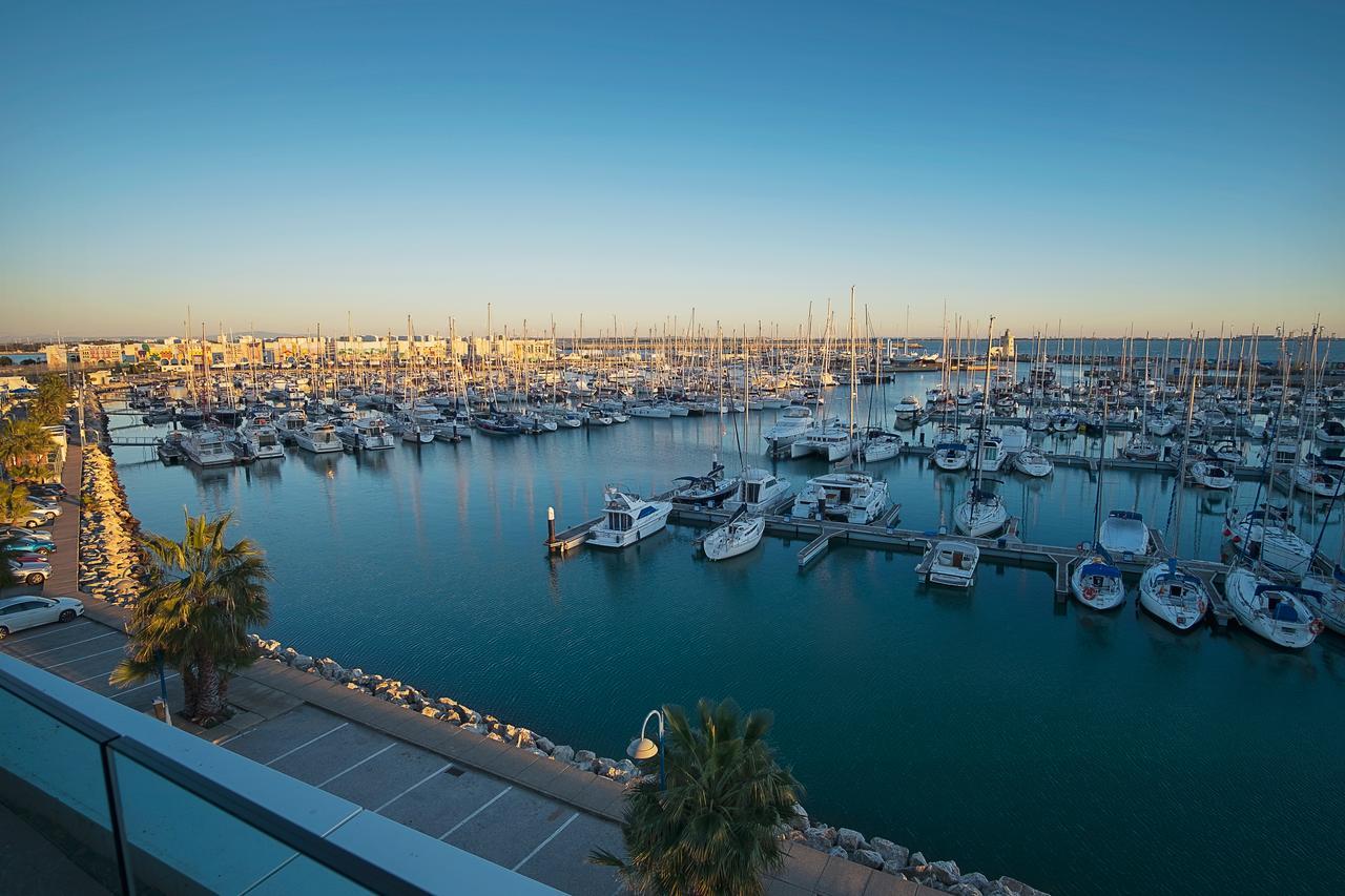 Suites Puerto Sherry El Puerto de Santa Maria Exterior photo